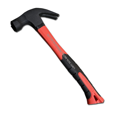 American type claw hammer with magnet