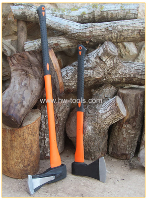 chopping axe with fiberglass handle