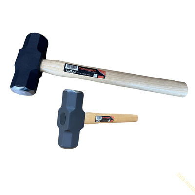 Sledge hammer with wooden handle