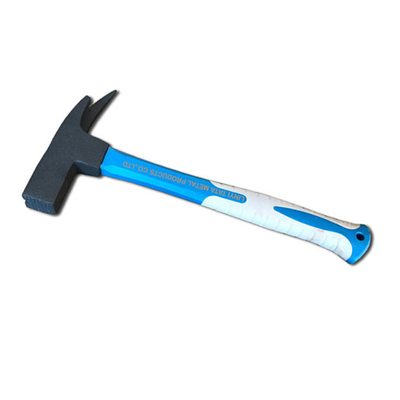 Roofing hammer with magnet