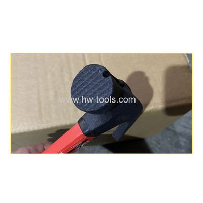 American type claw hammer with magnet